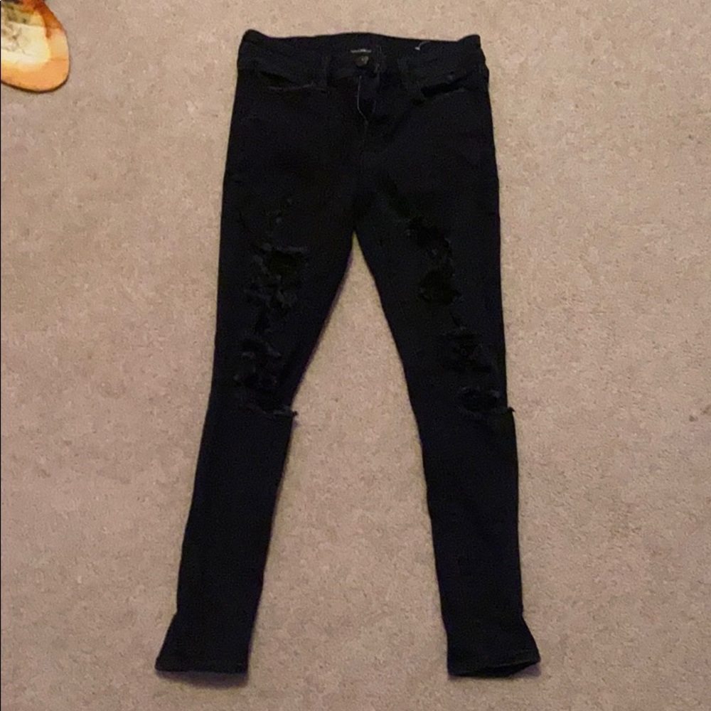 American Eagle ripped skinny jeans